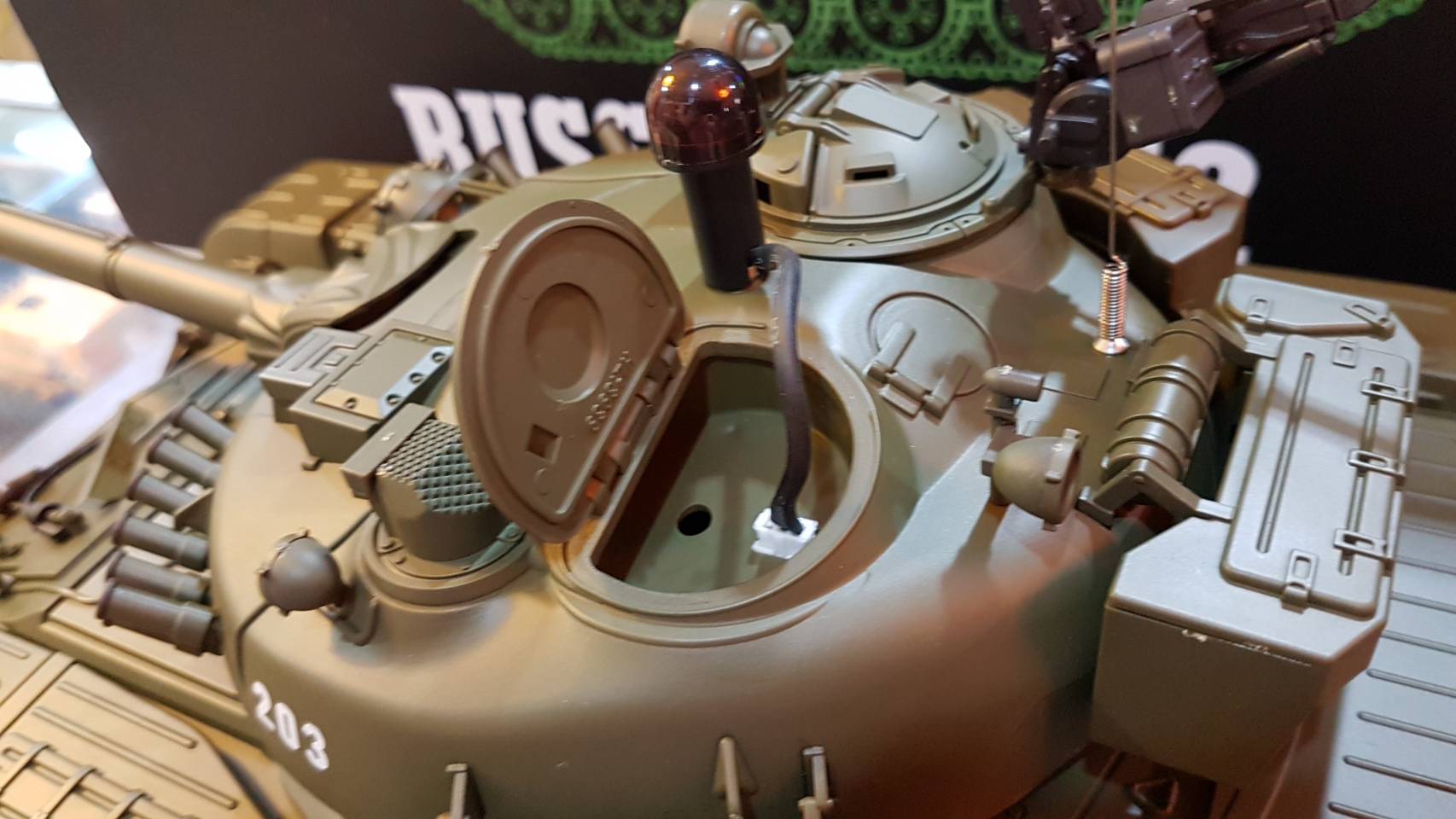 Russian T-72 Main Battle Tank (Metal Version)