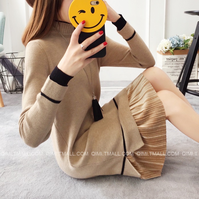 พรีออเดอร์ - เดรสไหมพรม Pre - DT112 (สีครีม)