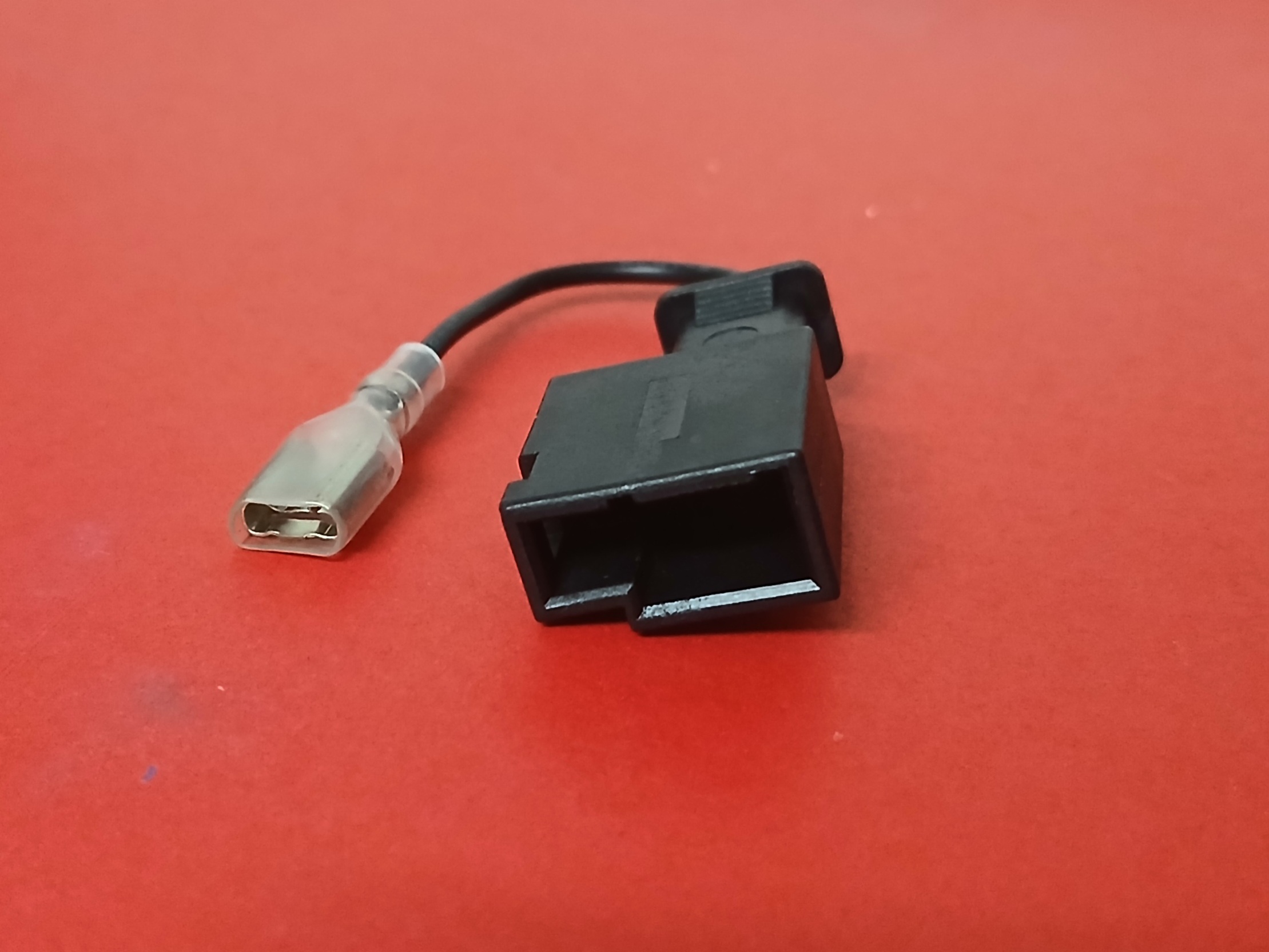 1 พิน แตร Toyota พร้อมสาย #7018Y