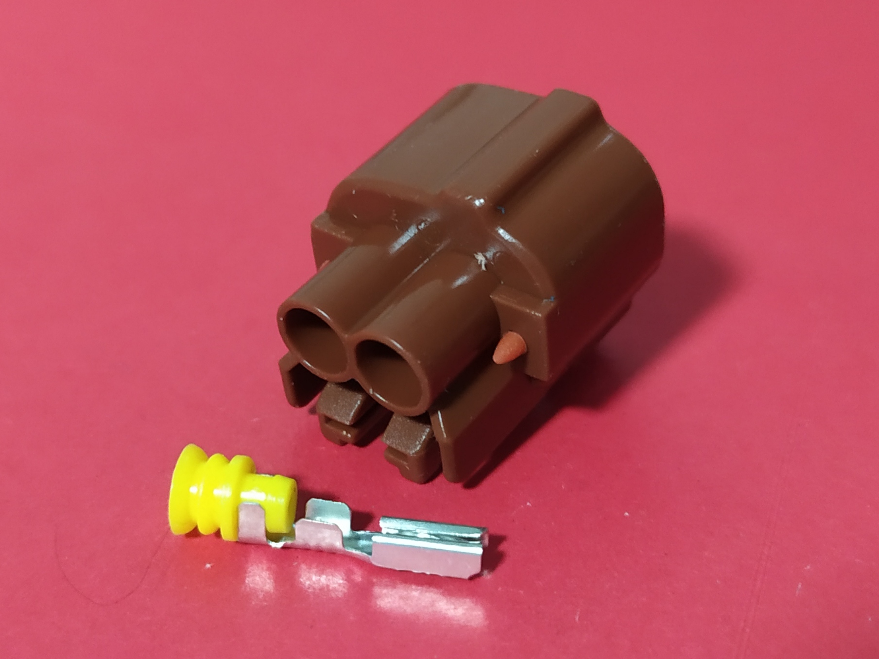 2 พิน น้ำตาล #0033 ร่องขวา