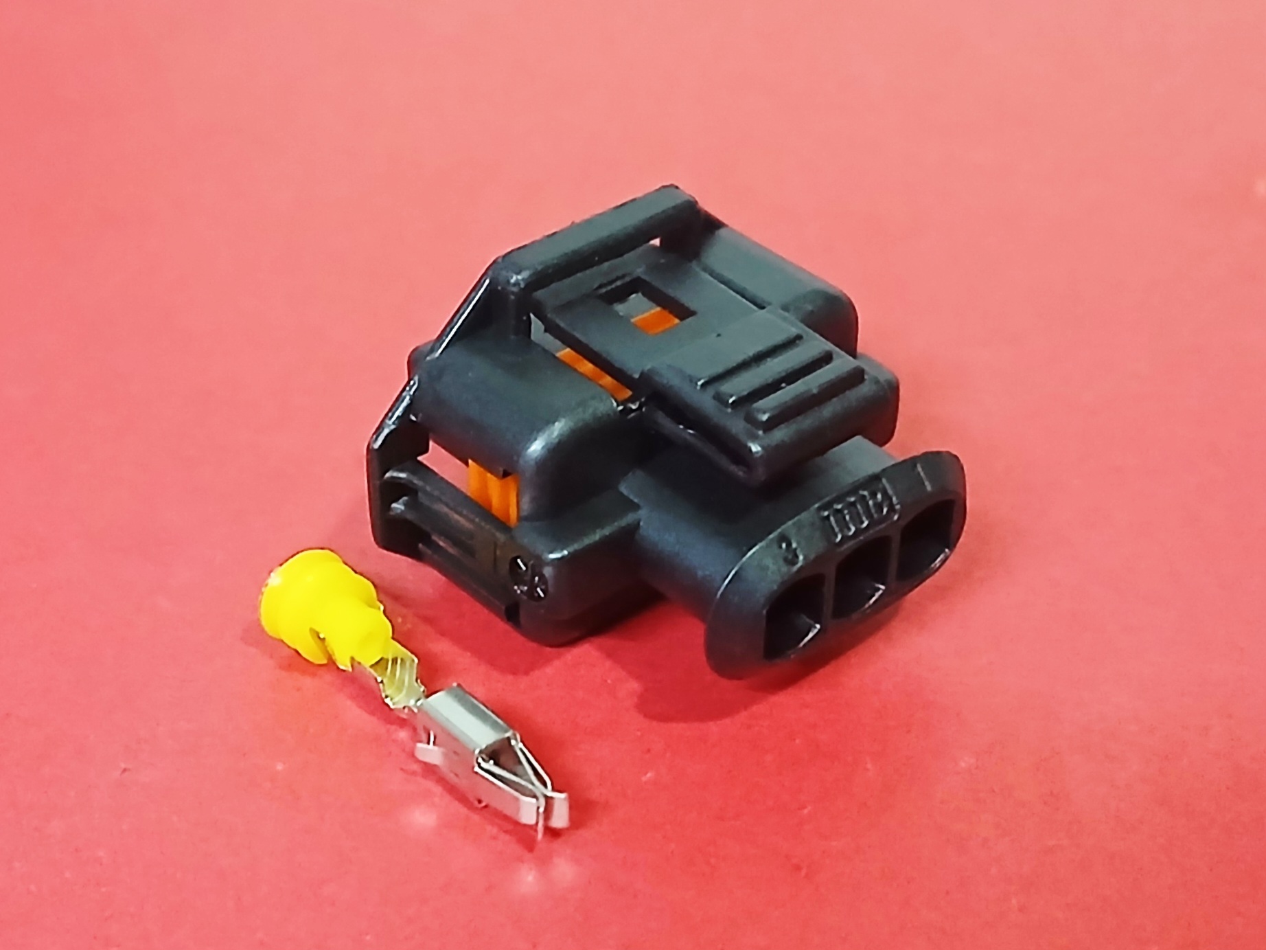 3 พิน ท้ายราง Ford, Mazda #3966