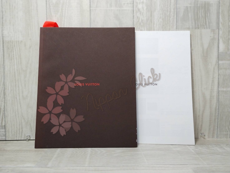 Louis Vuitton catalogue 2013 แคตตาลอค หลุยส์วิคตอง ปี 2013