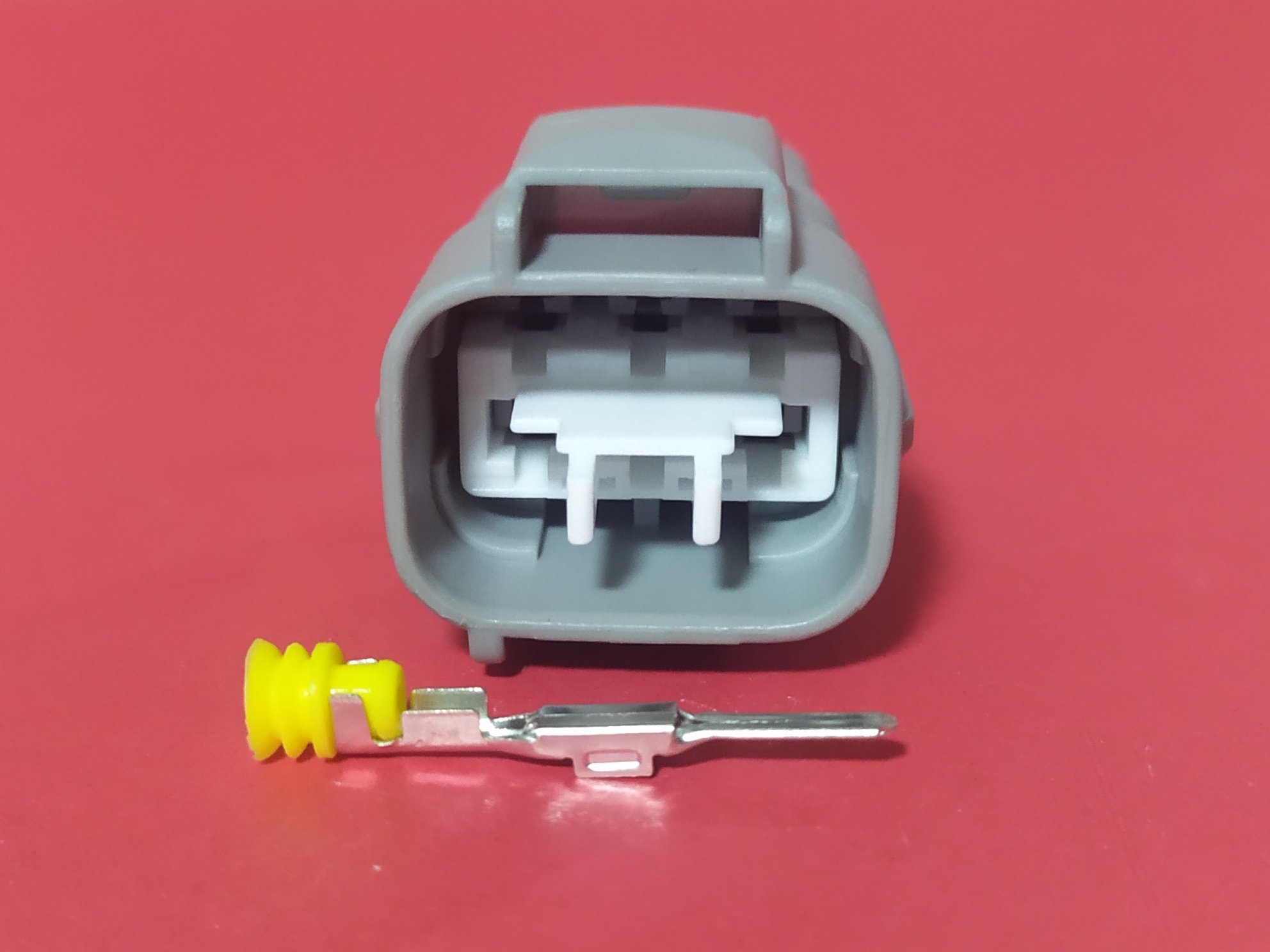 6 พิน ไฟท้าย TOYOTA #7064