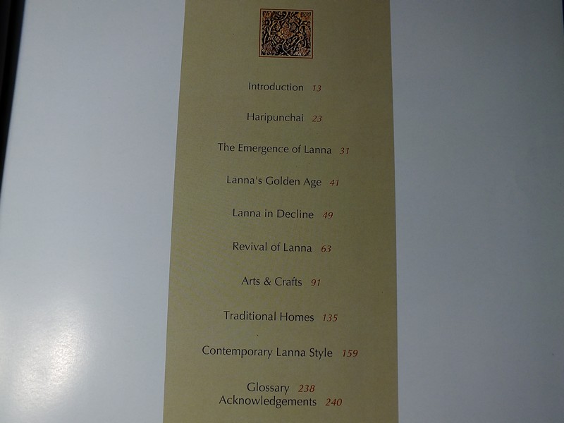 LANNA STYLE: ART & DESIGN OF NORTHERN THAILAND by Ping Amranand-William Warren ปกแข็ง ปี 2001