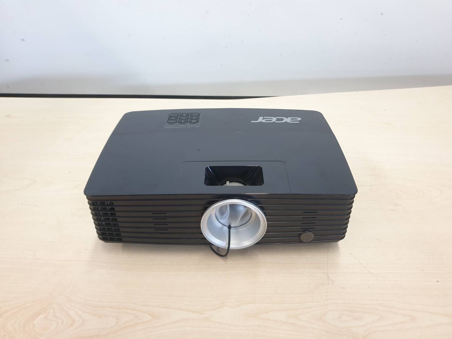 โปรเจคเตอร์ ACER P1285 (3200)ลูเมน มือสอง
