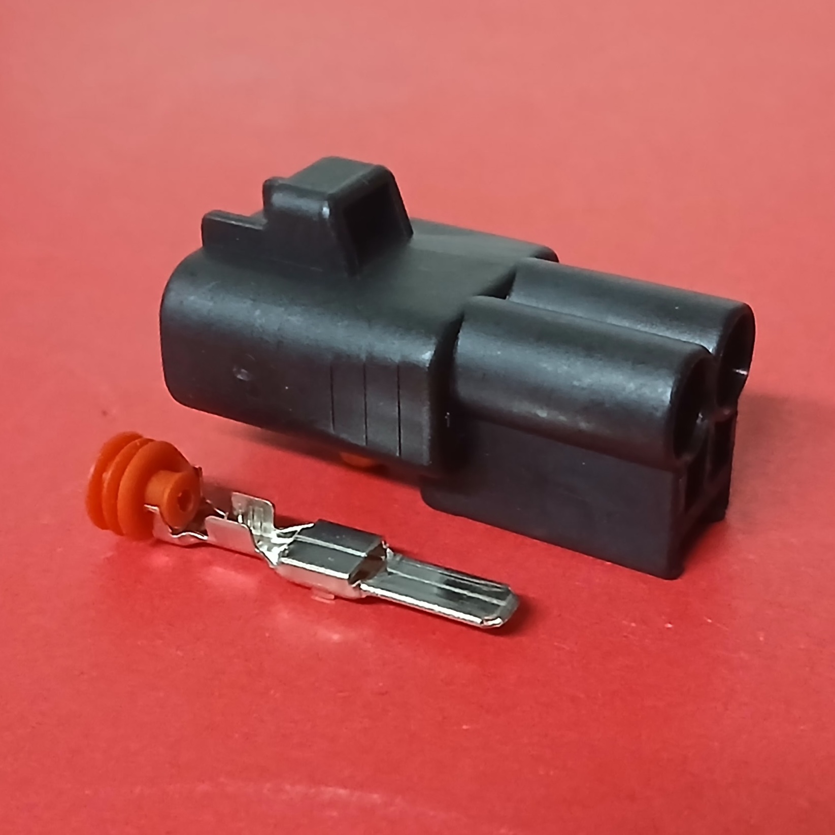 2 พิน พัดลมหม้อน้ำ Toyota 4.8 มม. #0259