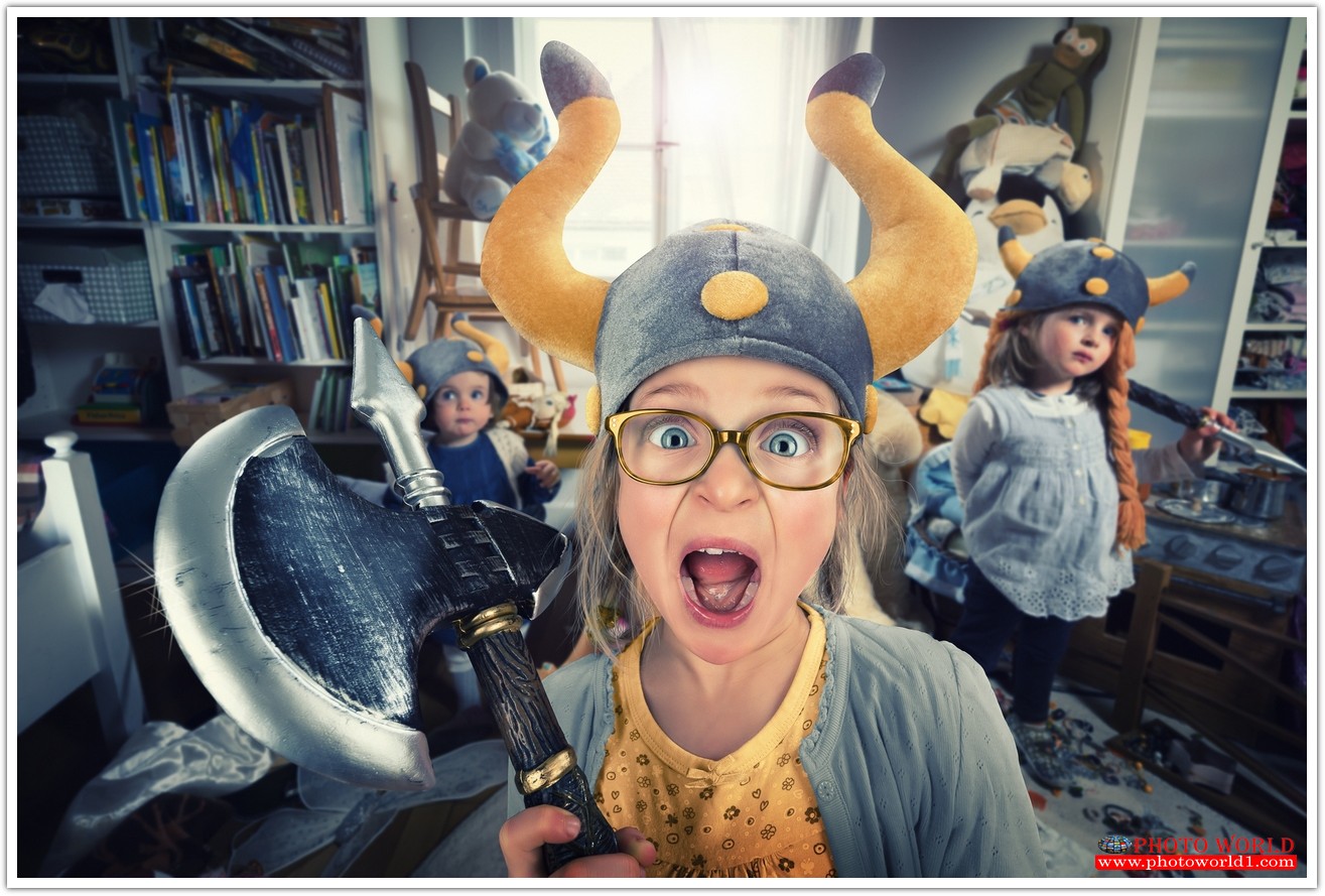 วอลเปเปอร์รูปภาพติดผนังสั่งทำ BOY&GIRL (PHOTO STOCK) มีภาพให้เลือกกว่า 50,000 ภาพ ออกแบบกราฟฟิค หรือ รูปภาพตามที่ท่านกำหนด ในสไตล์ท่านเอง "custom made"