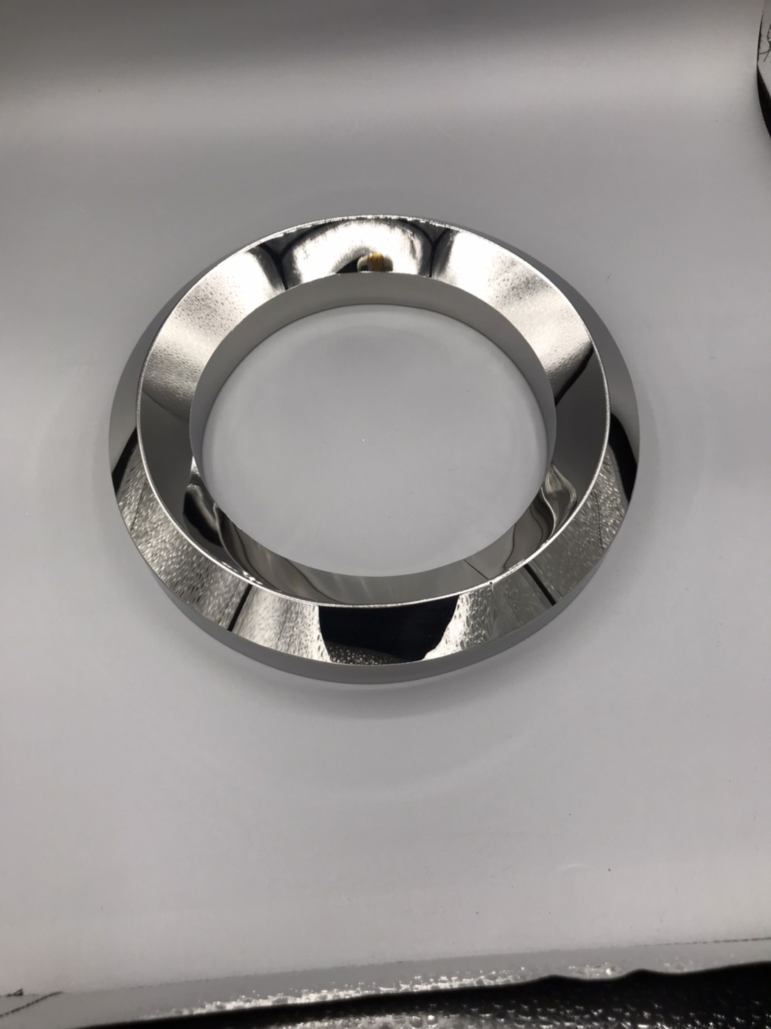 อักษรสามมิติ เลขที่บ้านสามมิติ