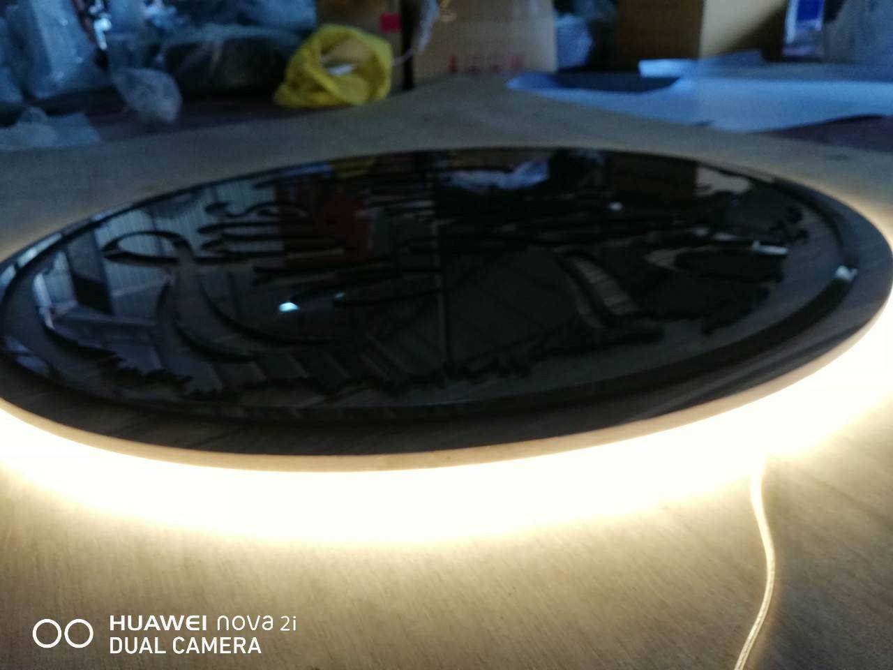 งานป้ายไฟออกหลัง STNT 2010 vintage sign