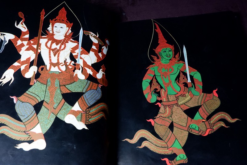 THAI PAINTING IN COLOUR ภาพจิตรกรรมไทย (Pre-Order สอบถาม)