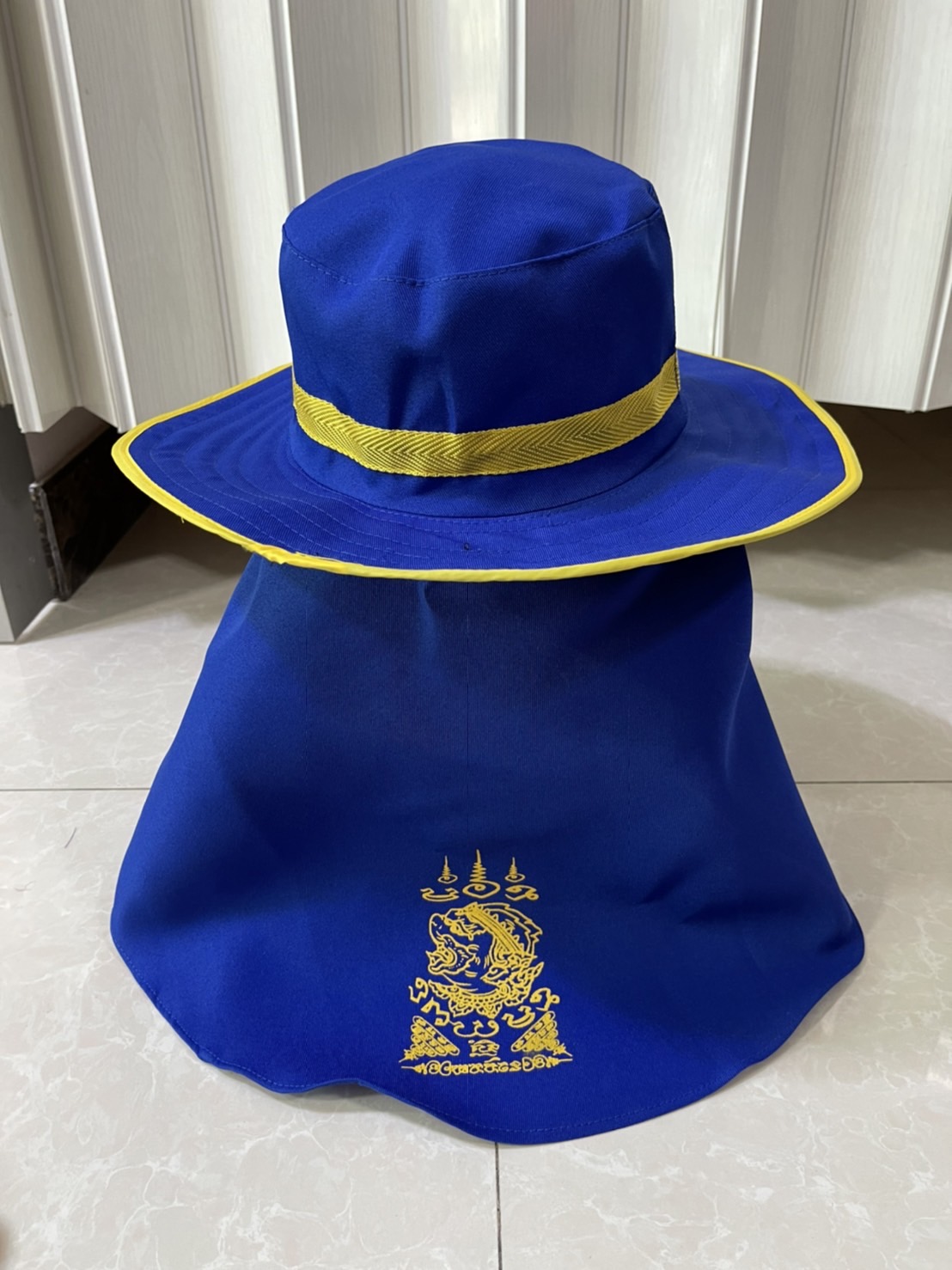 หมวกปีกคลุมหน้าแฟชั่น