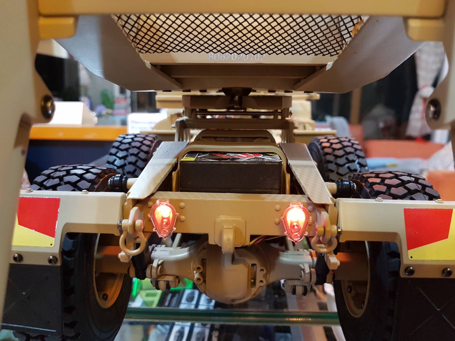 U.S. M983 Hemtt Oshkosh 8x8 Military Tactical Truck w/M747 Lowboy Trailer (Full-Option)