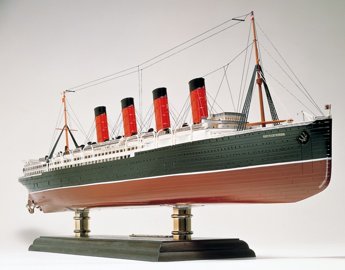 R.M.S. Lusitania (1:350).