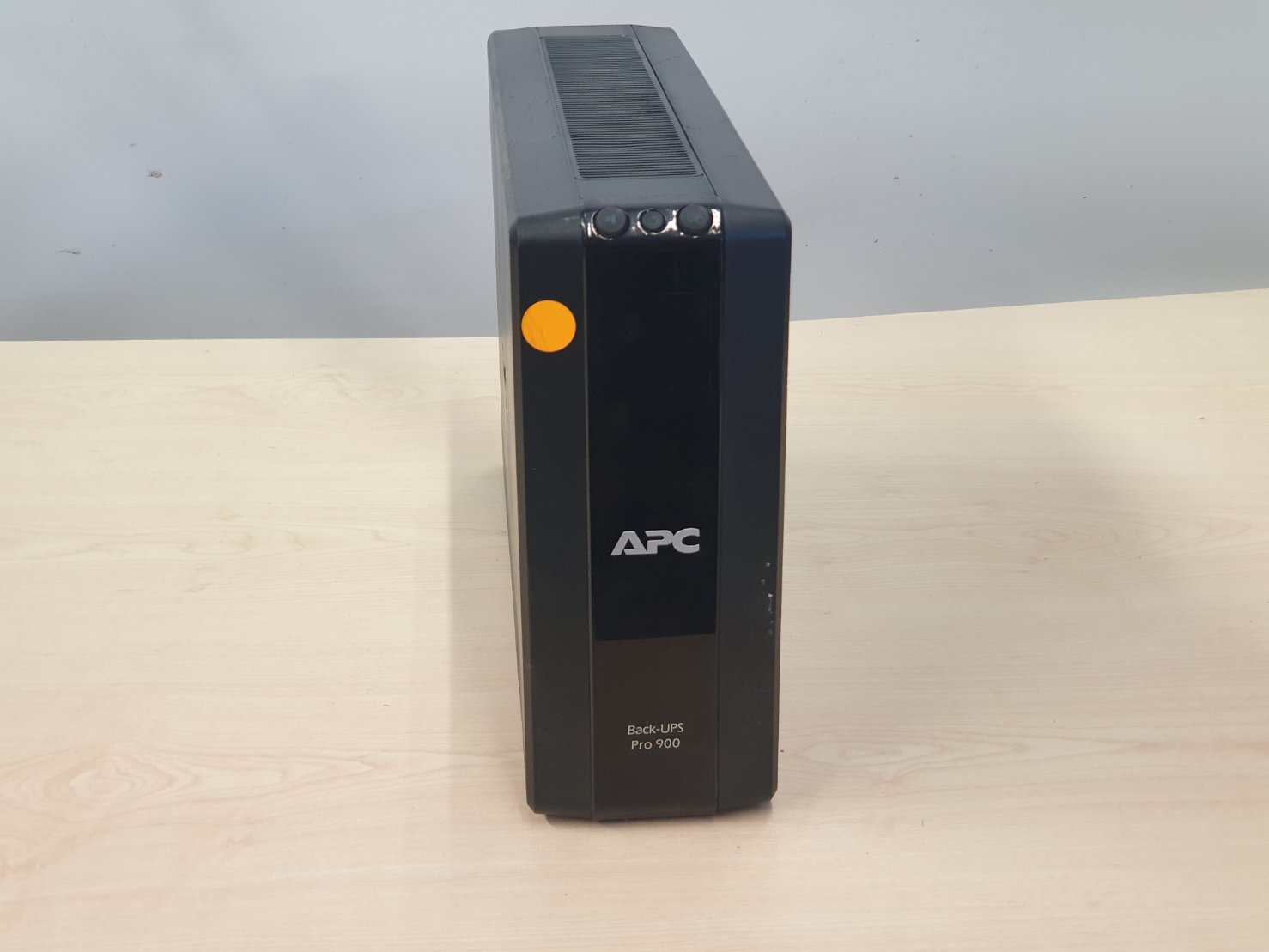 UPS 900VA 'APC' BR900GI (LCD)