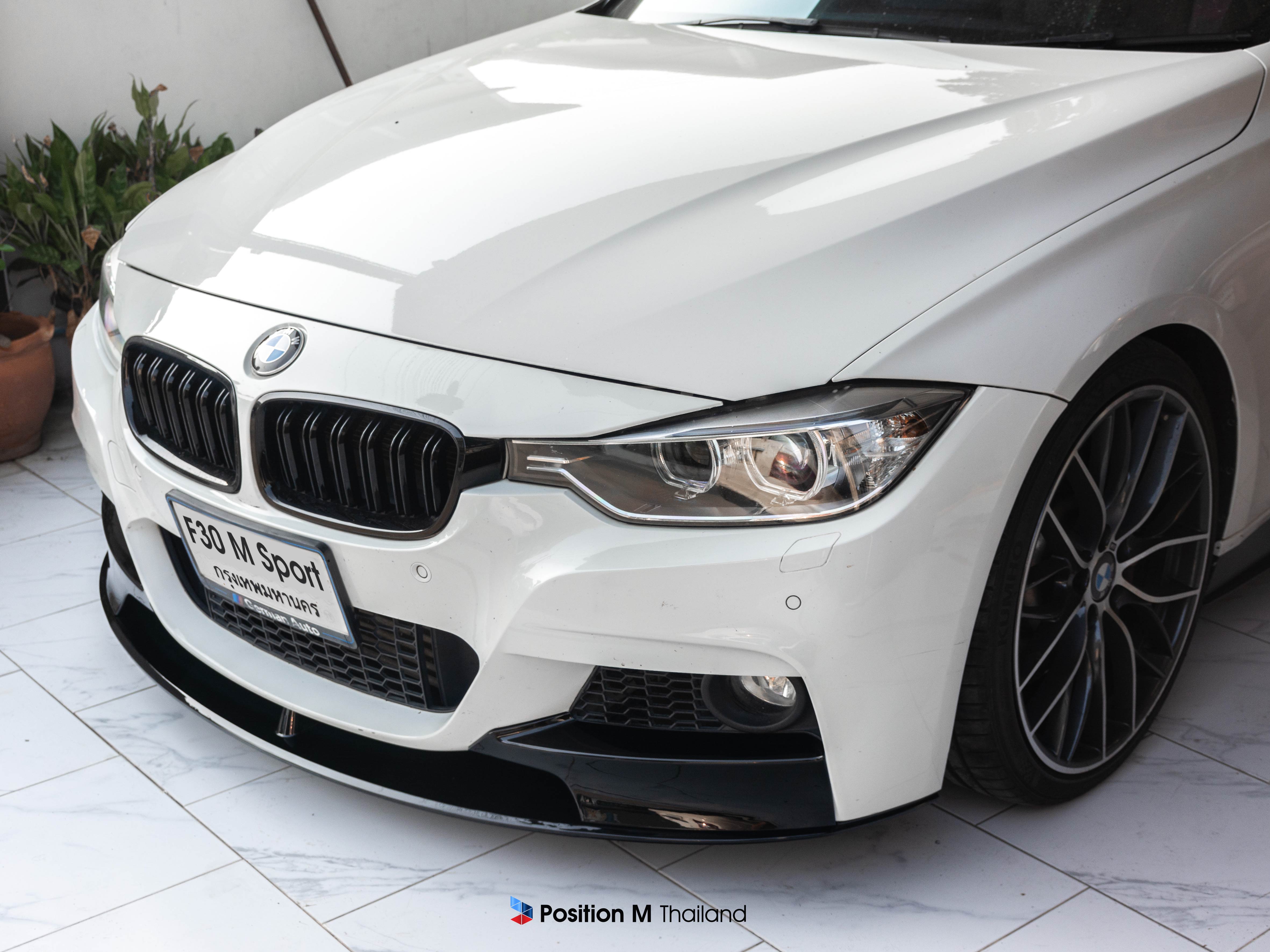 ลิ้นต่อกันชนหน้า BMW f30