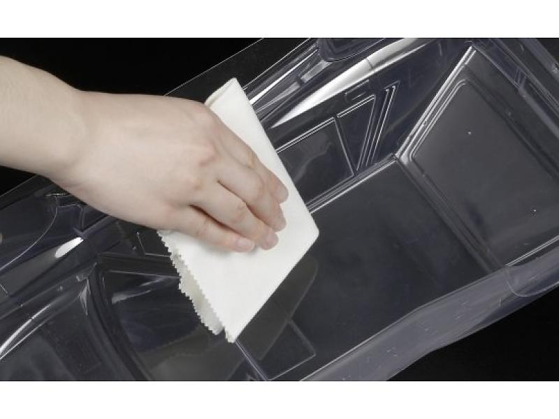 Polycarbonate Body Cleaner.