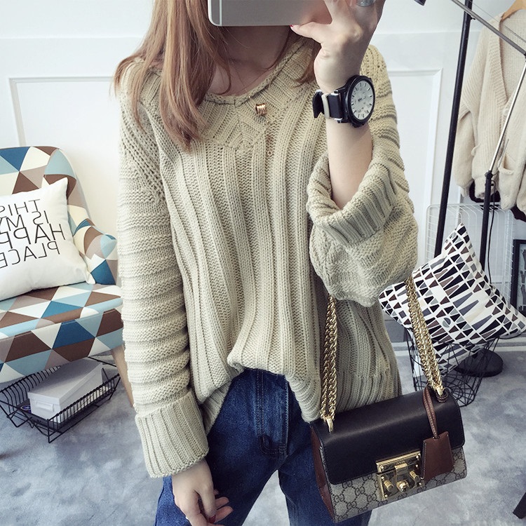 พรีออเดอร์ - เสื้อไหมพรมแฟชั่นทรงหลวม Pre - ST765 (สีครีม)