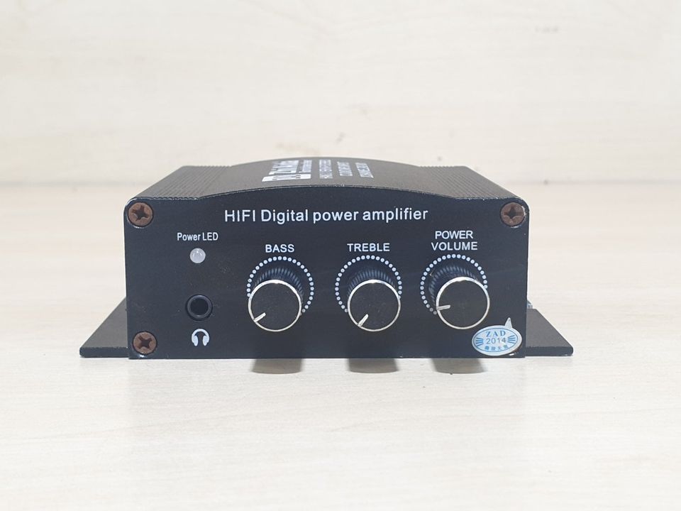 เครื่องขยายเสียงรถยนต์ขนาดเล็ก 2CH HIFI ของดี มือสอง