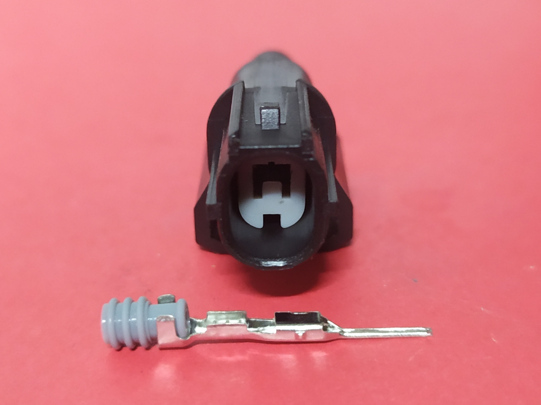 1 พิน ดำ/เทา HONDA (ตัวผู้) #0940