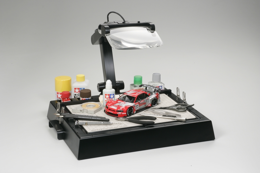 Work Stand w/Magnifying Lens