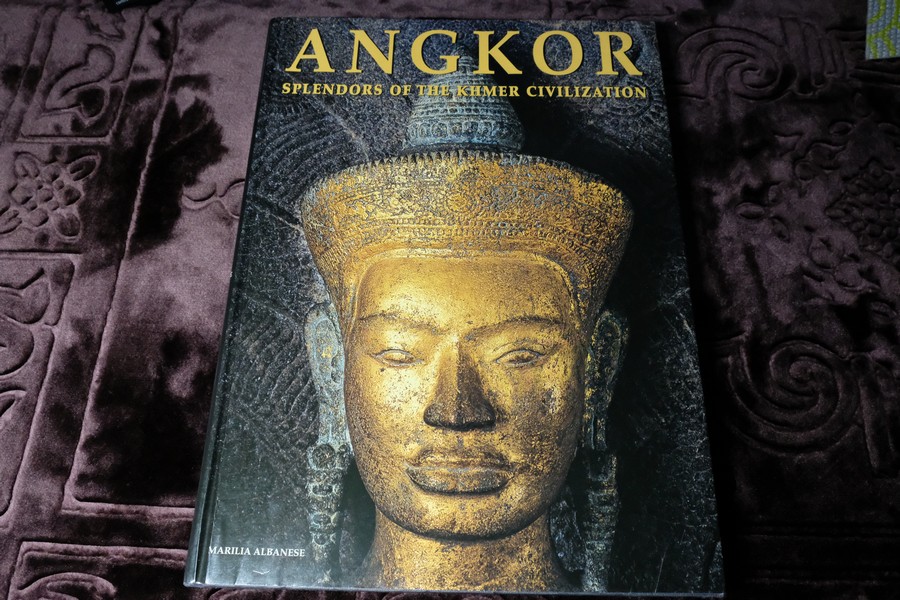 ANGKOR splendors of khmer civilization ปกเเข็งไซส์ใหญ่ ปี 2002