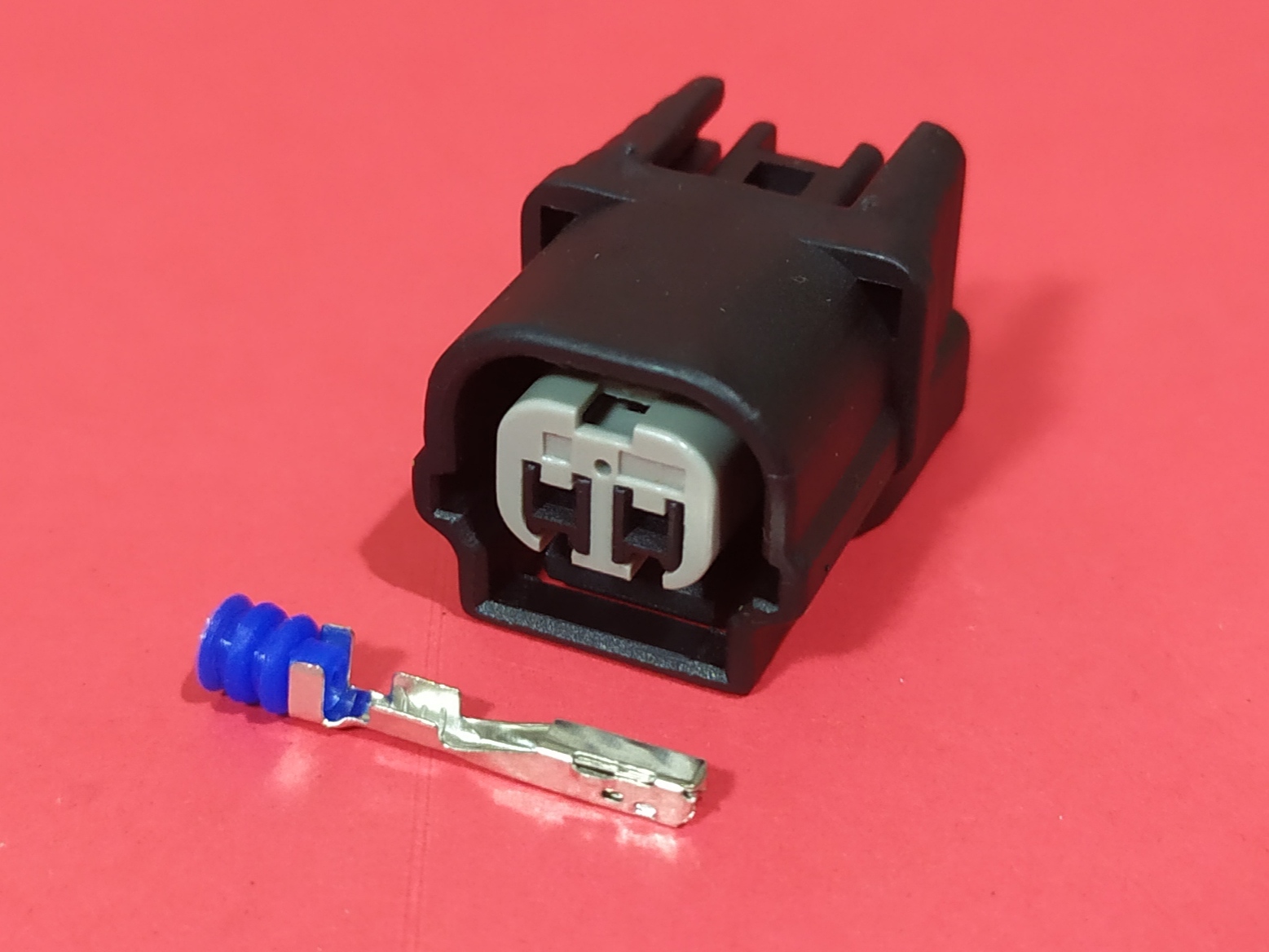 2 พิน ดำ ร่องบน ล็อคใหญ่ #7036