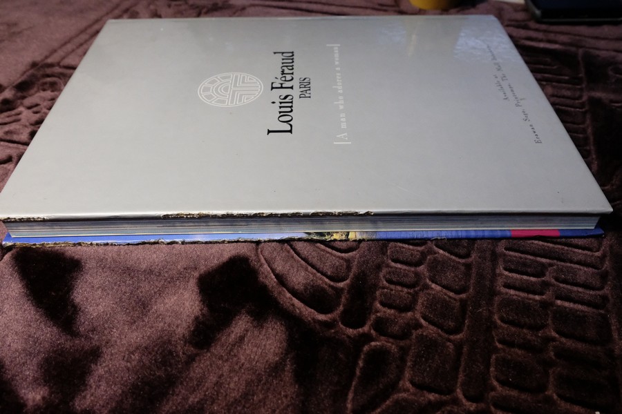 COLLECTION & HOUSE ฉบับพิเศษ บ้านริมน้ำ ปกเเข็ง ปี 2538 (ขายตามสภาพ)