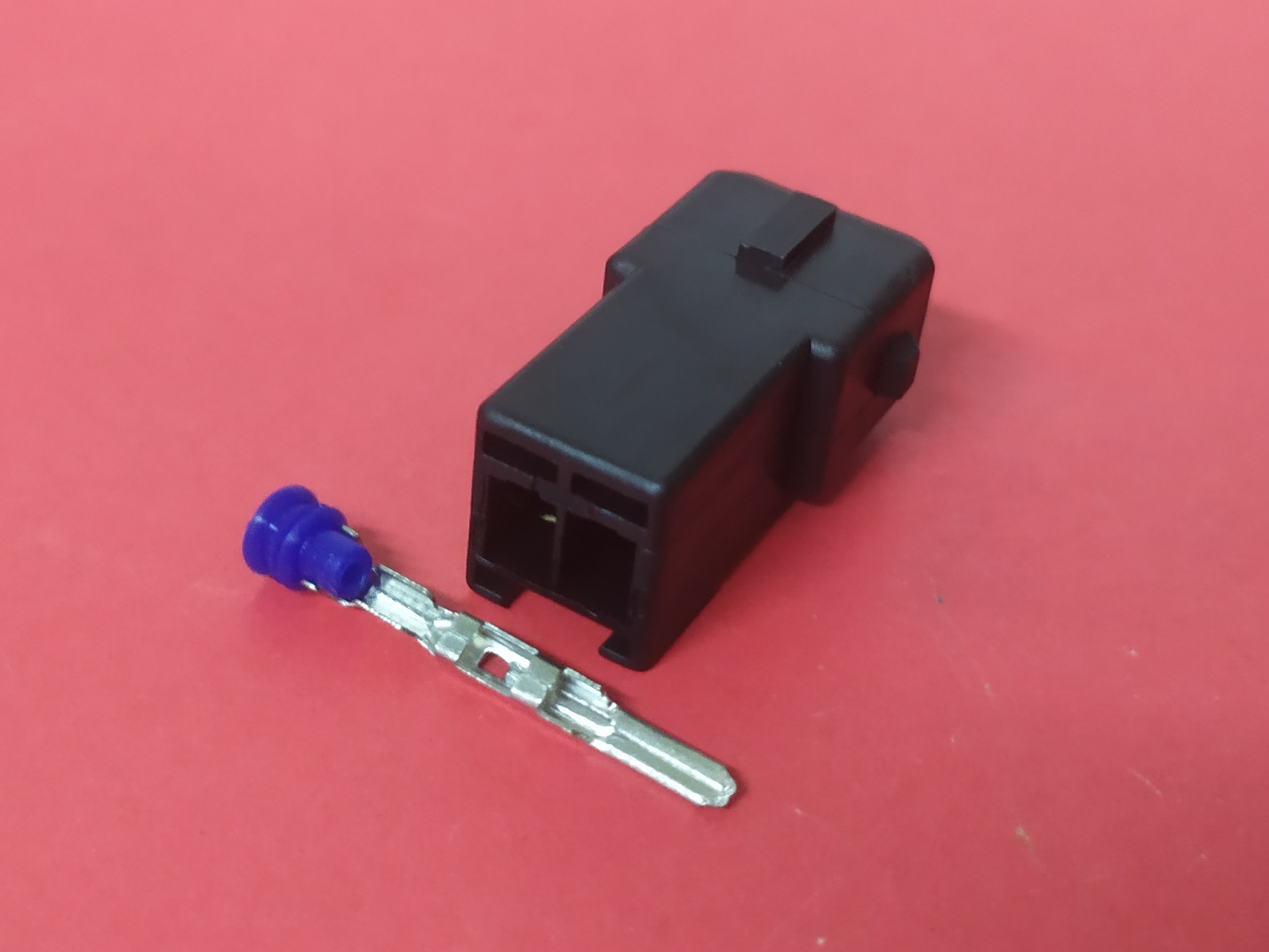 2 พิน หัวฉีด FORD AUDI BMW CHEVROLET, แตร #282189-1 M