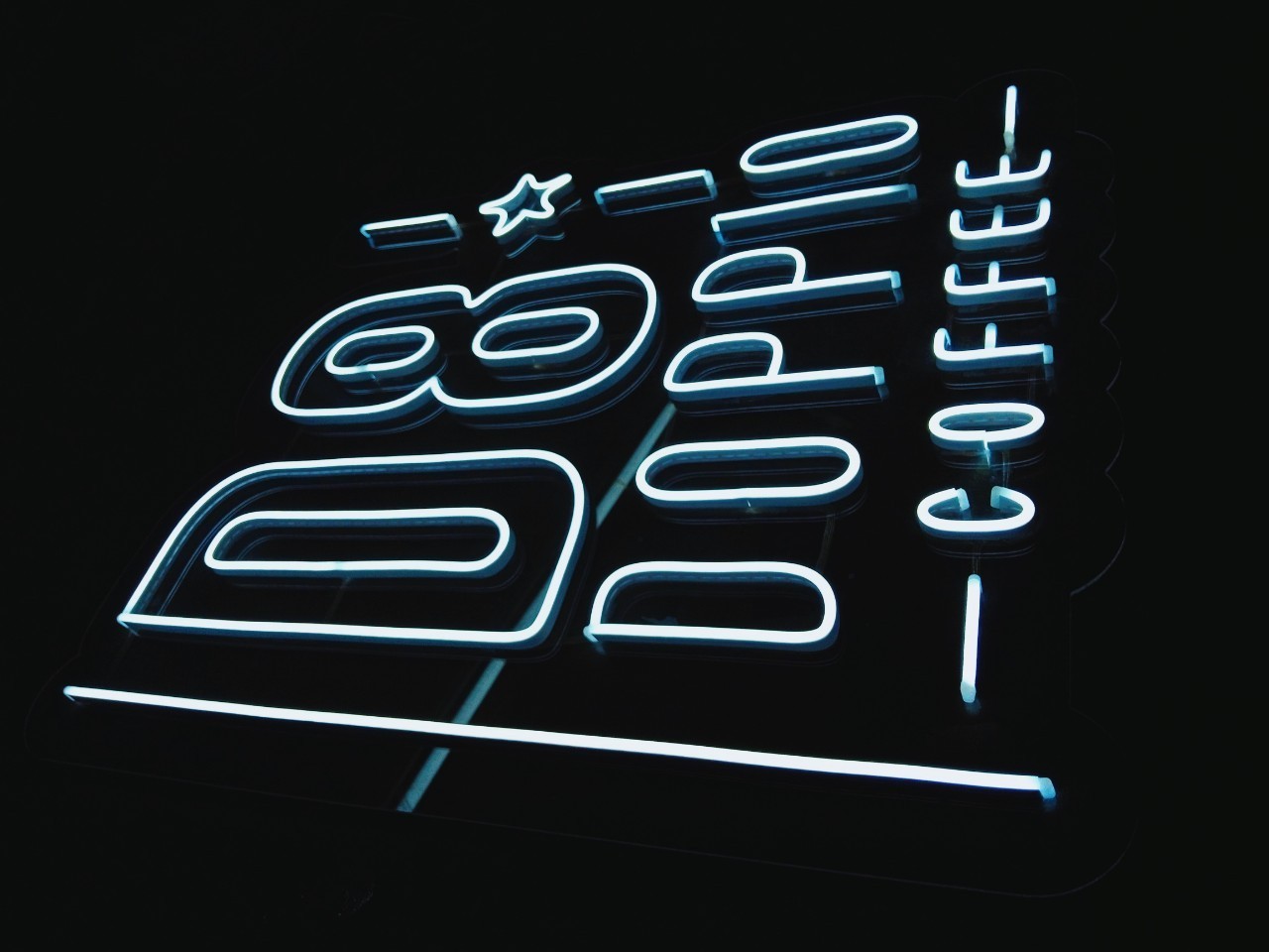 ป้ายไฟนีออน LED อะคริลิคใสรองหลัง