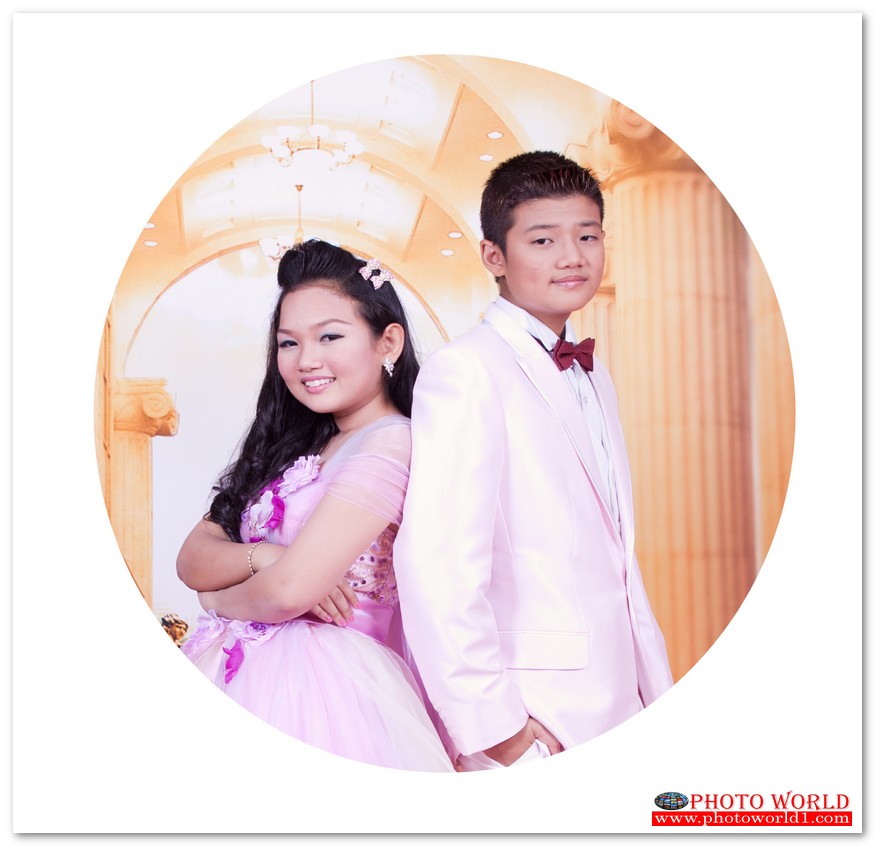 กรอบดอกไม้(FLOWER) สั่งทำวอลเปเปอร์ รูปภาพติดผนัง มีภาพให้เลือกกว่า 50,000 ภาพ ออกแบบกราฟฟิค หรือ รูปภาพตามที่ท่านกำหนด ในสไตล์ท่านเอง "custom made"