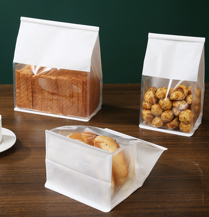 ถุงขนมปัง หน้าใสคราฟท์สีขาว (แพ็ค 50 ใบ)