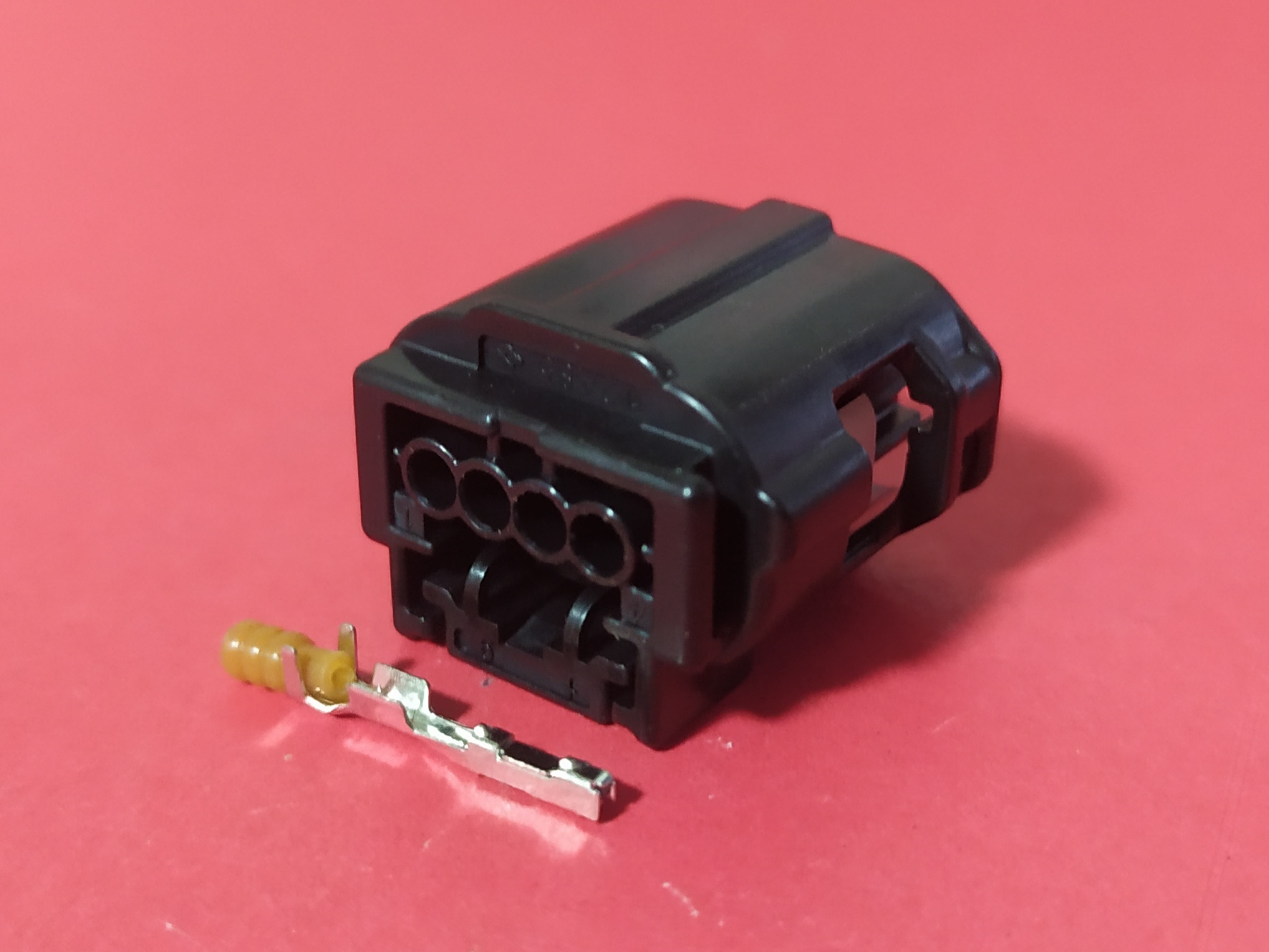 4 พิน แอร์โฟร์ Toyota Revo #7401