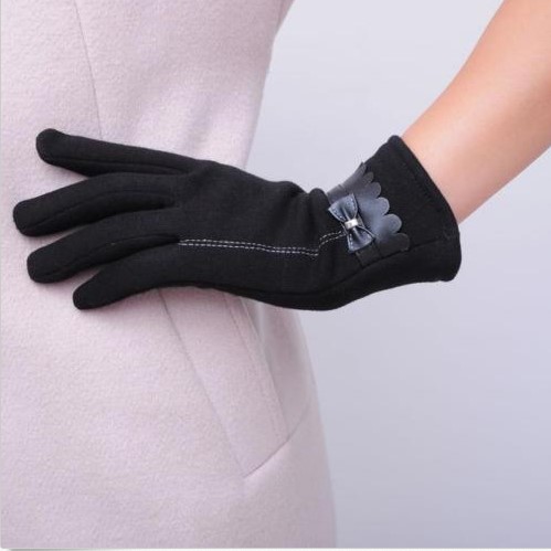 พร้อมส่ง - ถุงมือกันหนาว GT240 (สีดำ)