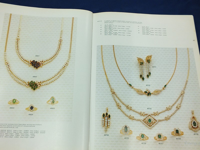 Myer Jewelry in full array ปกแข็ง 640 หน้า พิมพ์ปี 1982