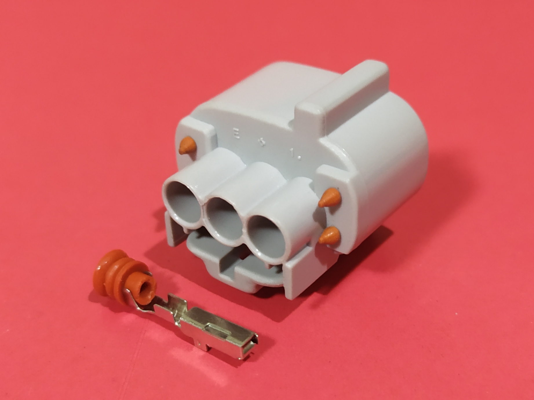 3 พิน เทา เพลาข้อเหวี่ยง Isuzu #0027