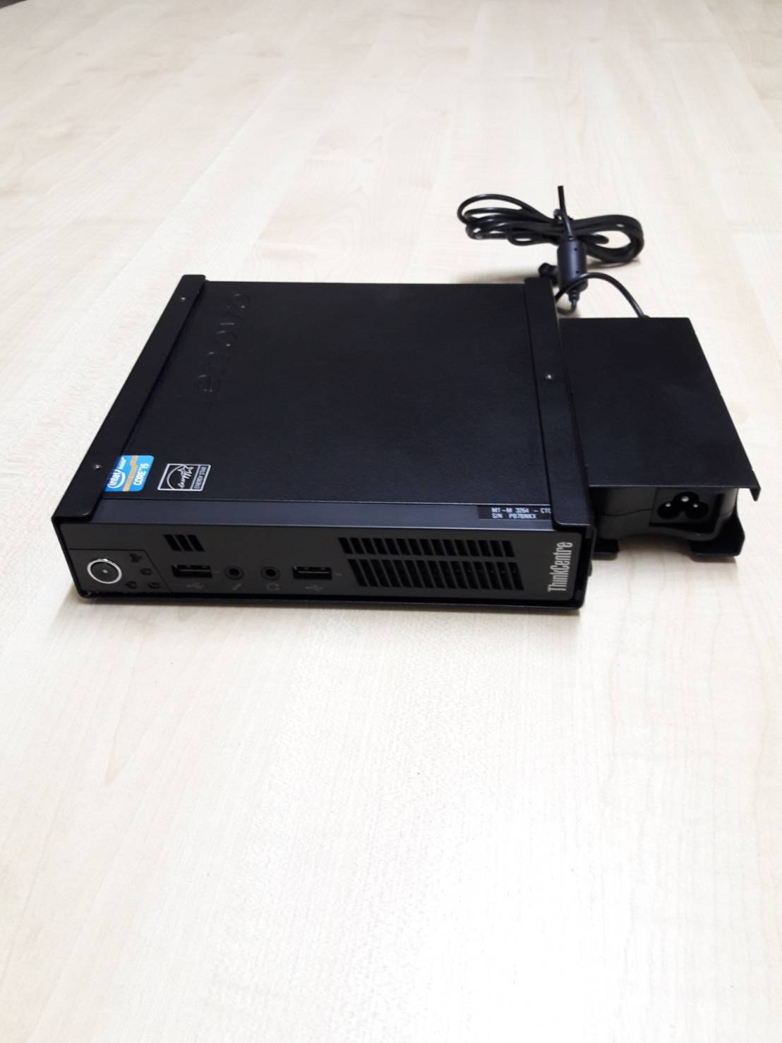 Lenovo ThinkCentre M72e