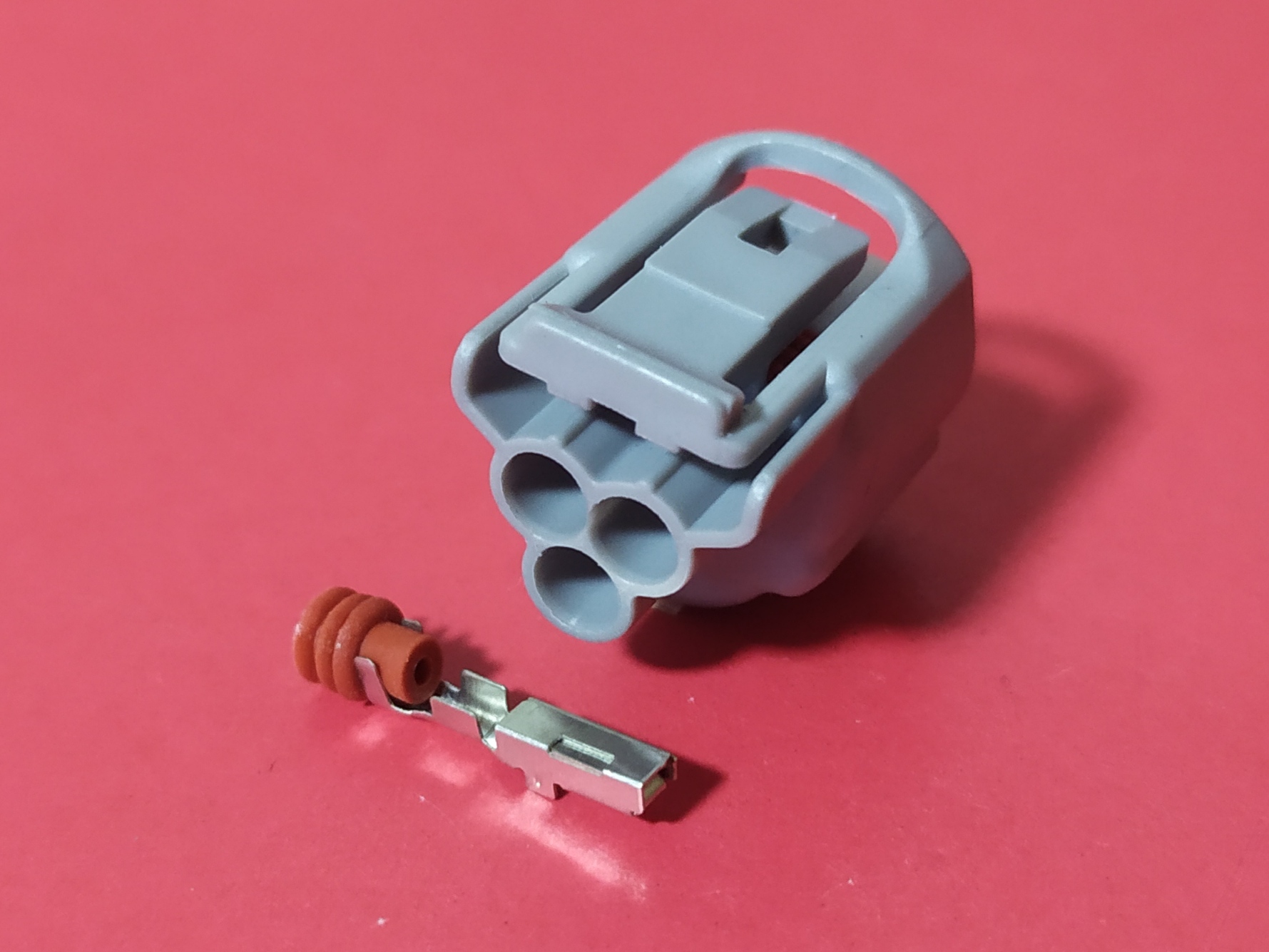 3 พิน เทา เซ็นเซอร์น้ำ D-max #0486