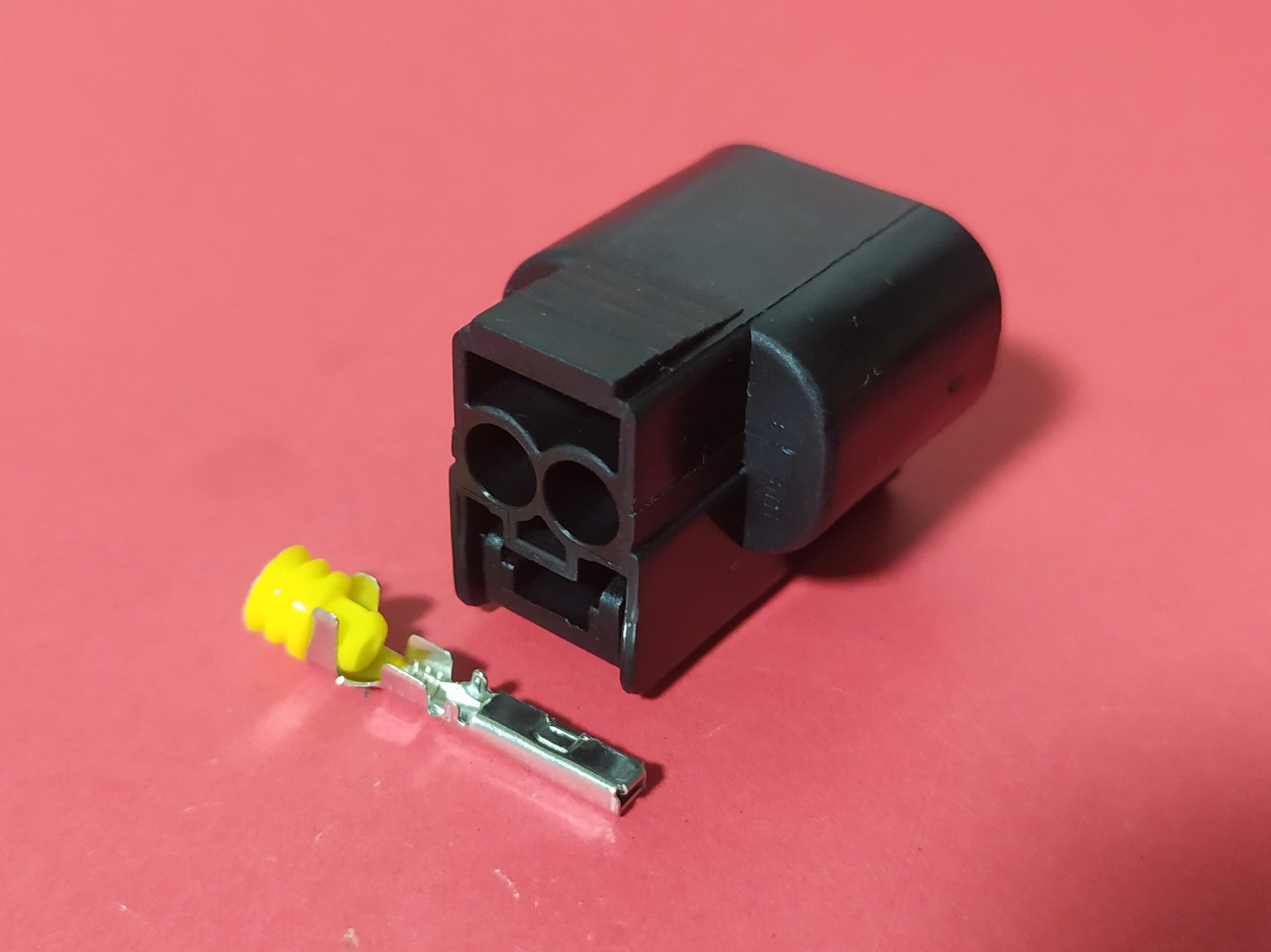 2 พิน พัดลม Mitsubishi #2027-F