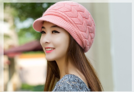 พร้อมส่ง - หมวกไหมพรม HT125 (สีชมพู)