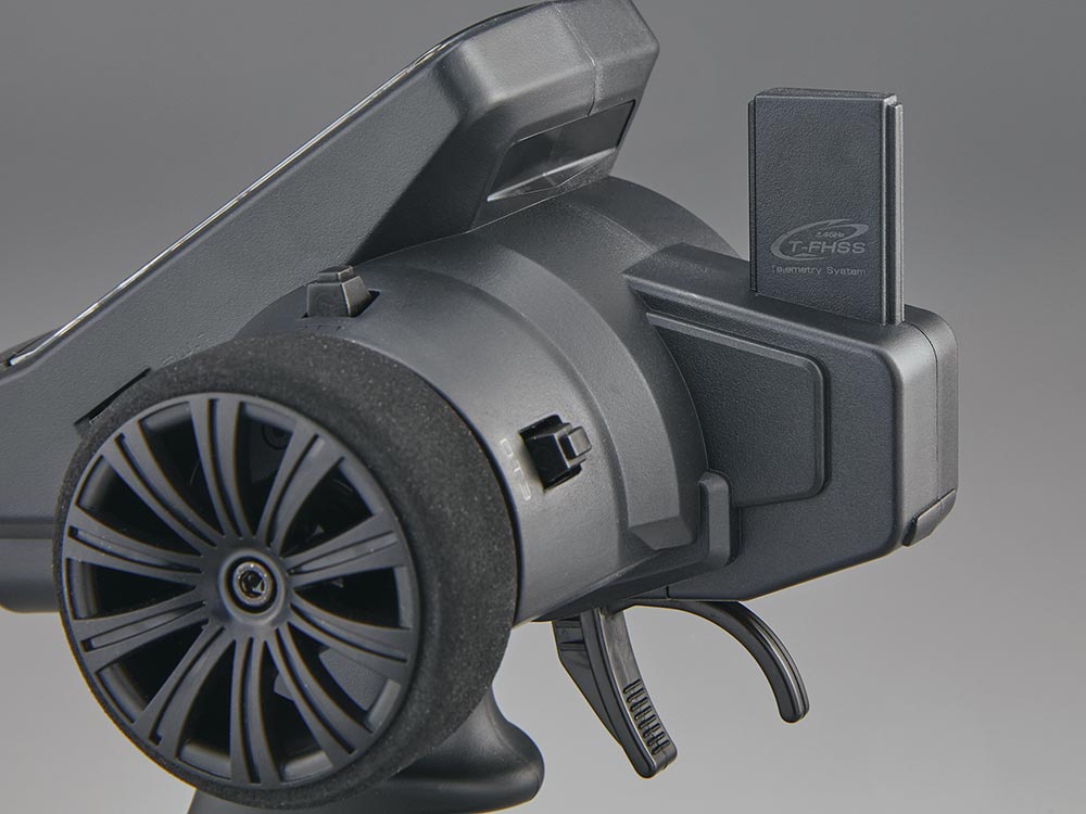 Futaba T3PV w/R203GF