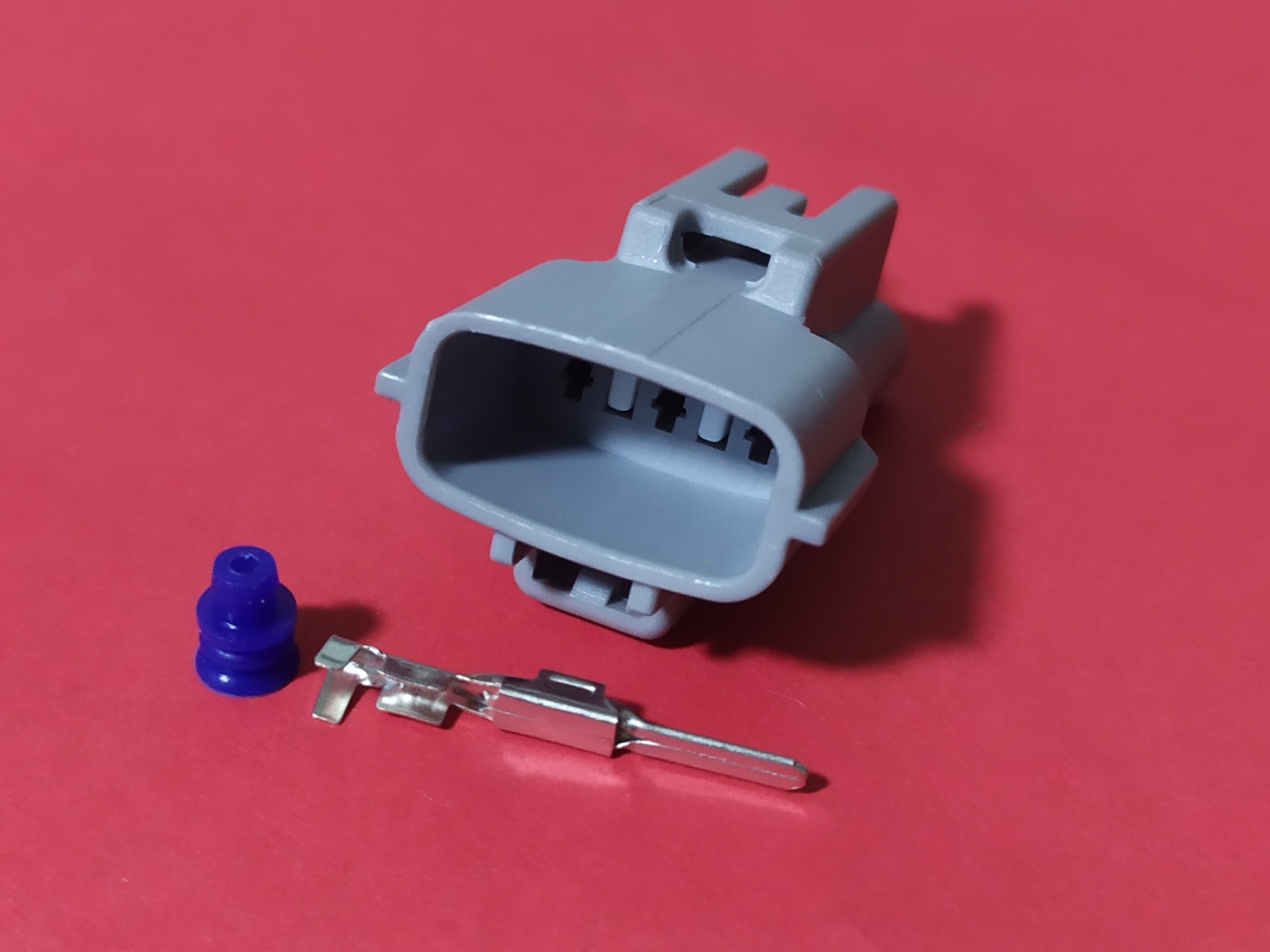 3 พิน เทา Toyota (ตัวผู้) #11607