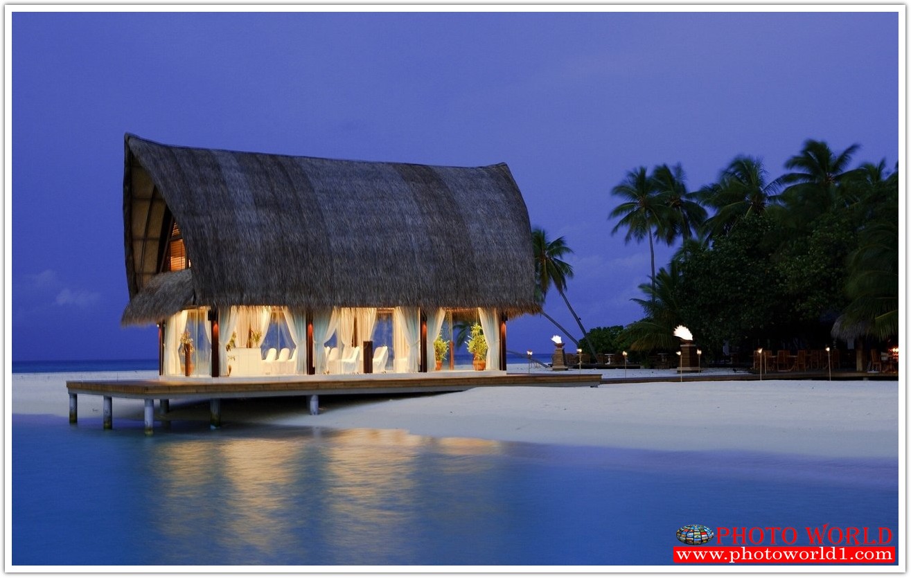 วอลเปเปอร์รูปภาพติดผนังสั่งทำ มีภาพให้เลือกกว่า 50,000 ภาพ ออกแบบกราฟฟิค หรือ รูปภาพตามที่ท่านกำหนด ในสไตล์ท่านเอง "custom made"