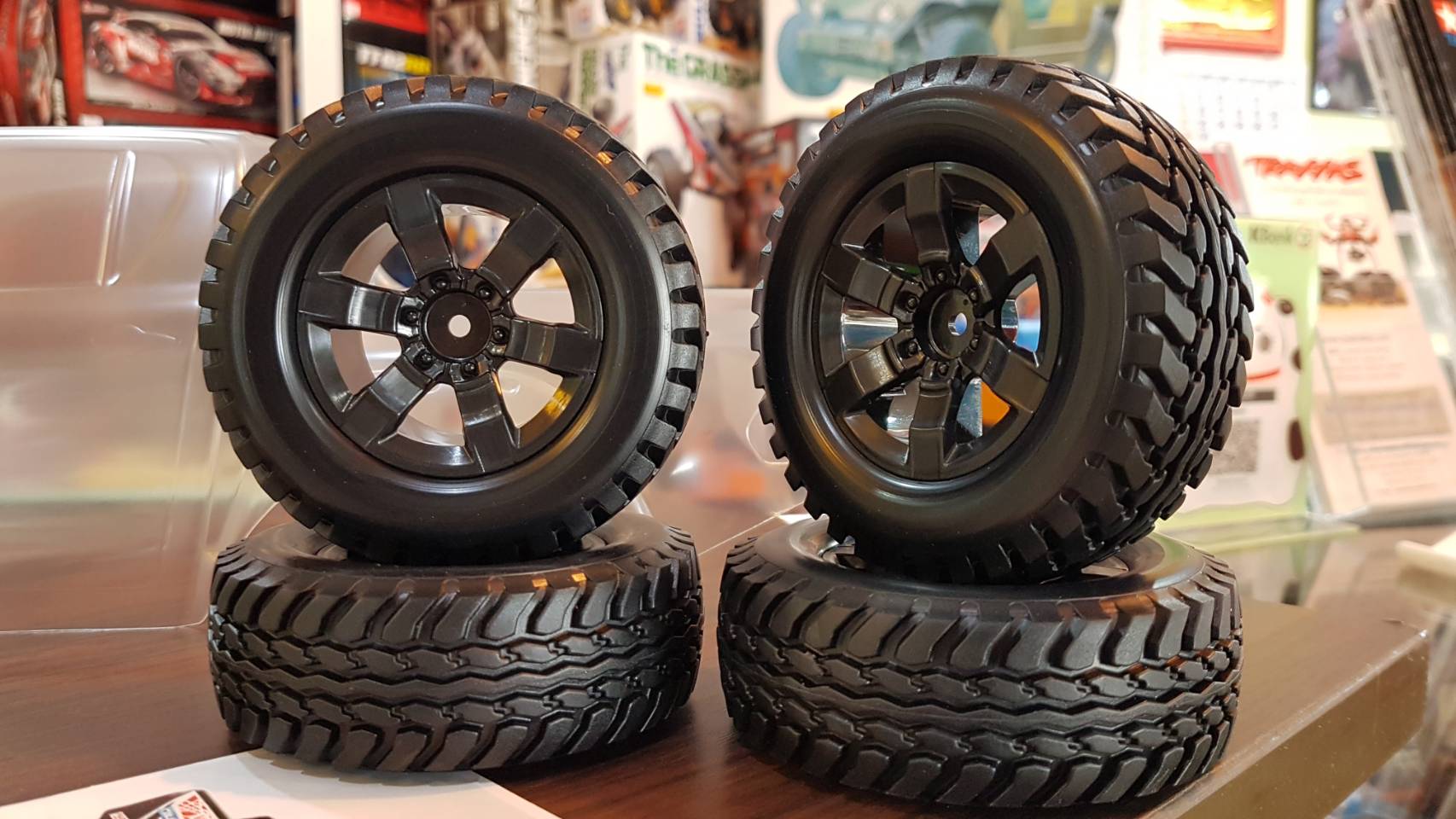 TRD Hilux Body Full Set w/Full Wrapping Decal & Tire w/TRD Wheel Set