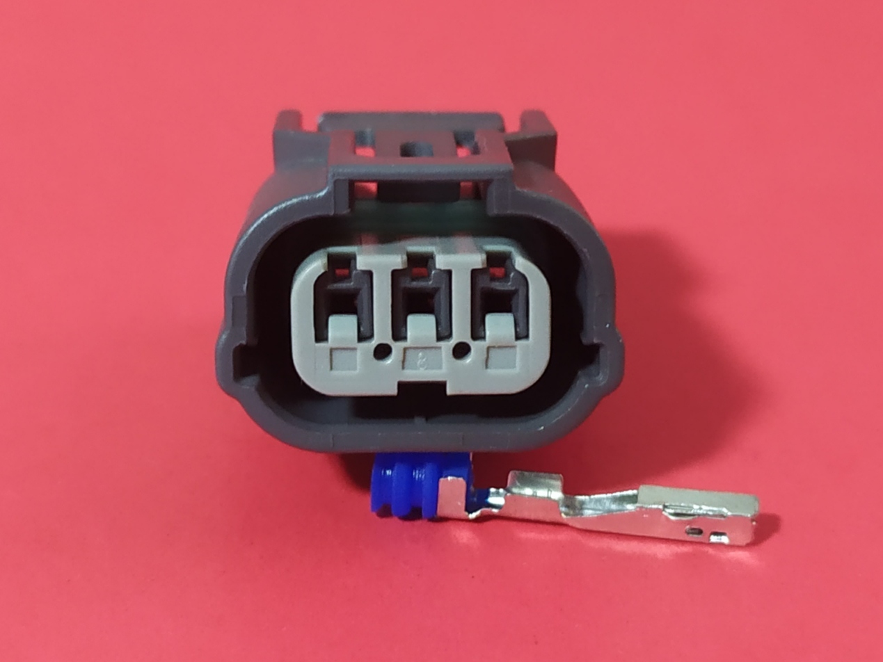 3 พิน ดำ/เทา (ร่องล่าง) #0968