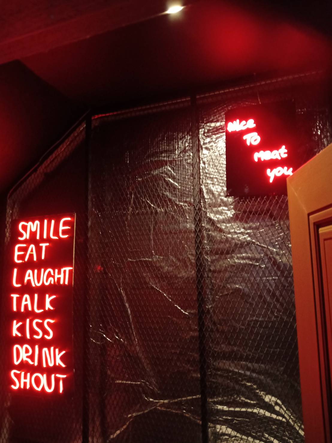 งานผลิต-ติดตั้ง ป้ายหน้าบ้านตัวอย่าง Ocean Town+ป้ายไฟนีออนดัดled flex ตามแบบ