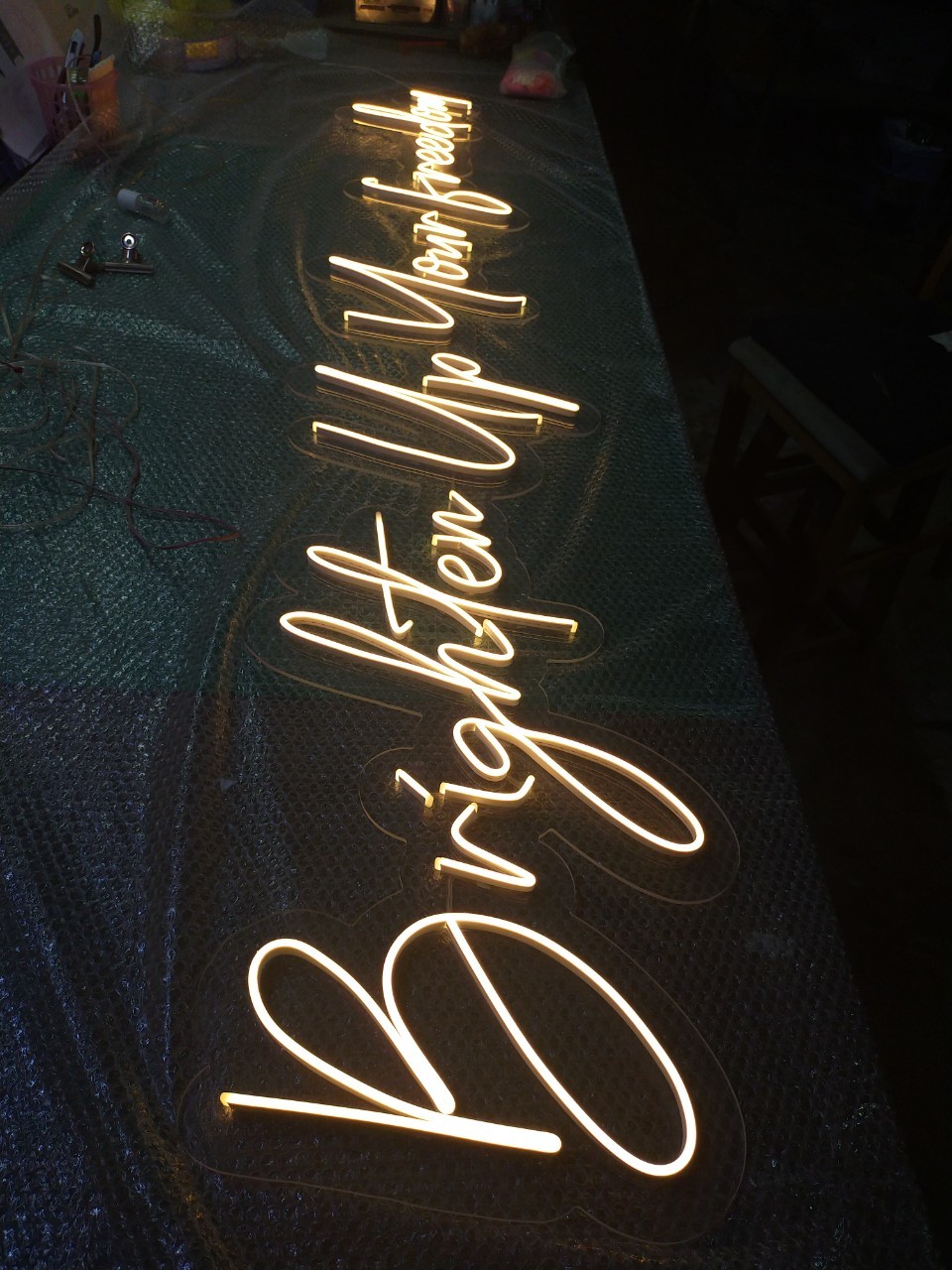 งานไฟเฟค