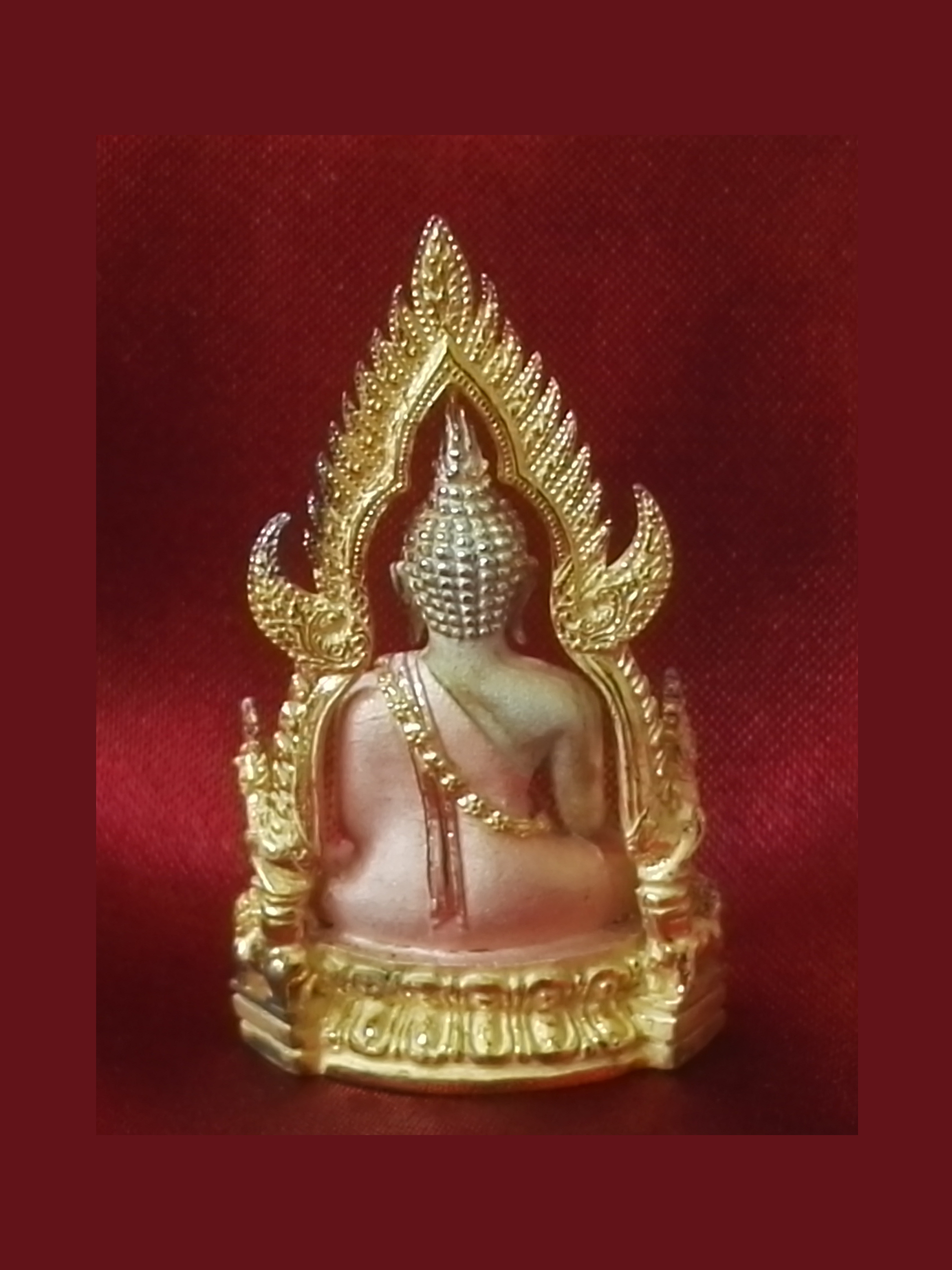 พระพุทธชินราช รุ่น มหาลาภ เนื้อเงิน ชุบ 3 กษัตริย์