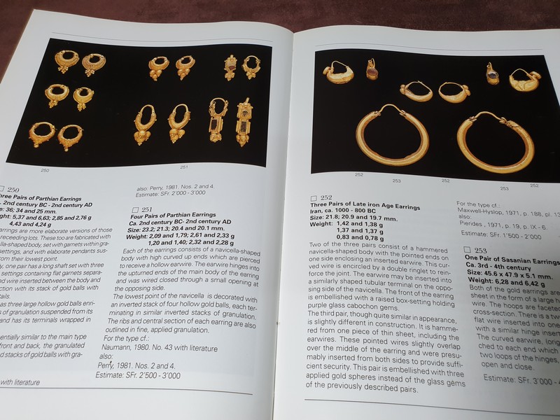 GOLD( Important Ancient and Ethnic Jewellery and Works of Art in Precious Metal ) by Habsburg, Feldman (fine art auctioneers)