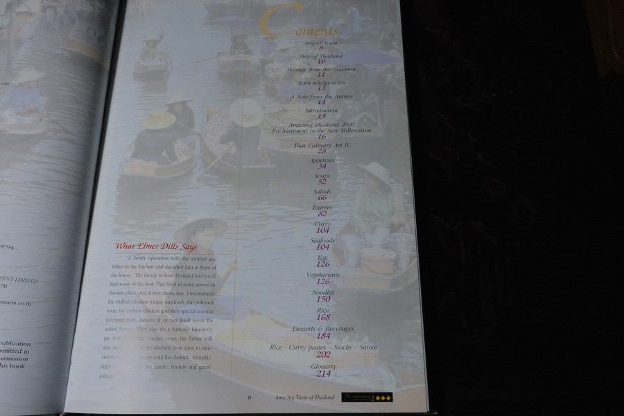 THAI CULINARY ART . Recipes by Srisomboon Bhandhukravi ( 2 ภาษา) ปกแข็ง 216 หน้า ปี 2543