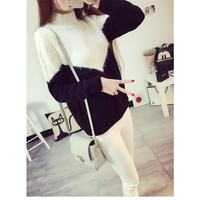 พร้อมส่ง - เสื้อไหมพรมแขนยาว ST173 (สีขาวดำ)